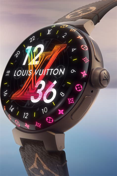 montre connectée louis vuitton femme|Louis Vuitton réinvente la ligne de montres connectées avec .